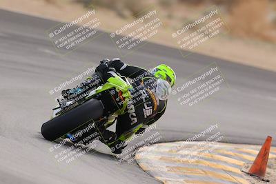 media/Dec-17-2022-SoCal Trackdays (Sat) [[224abd9271]]/Turn 10 Backside (120pm)/